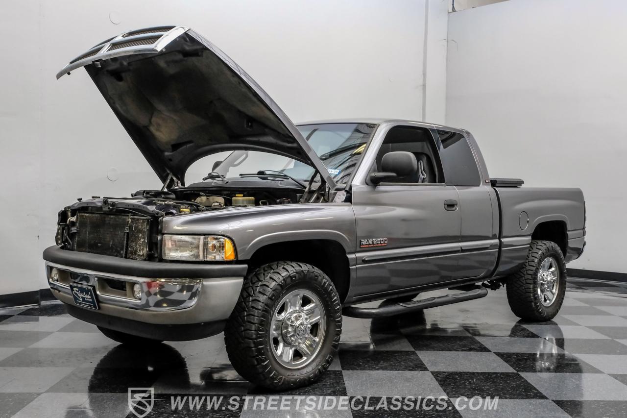 2002 Dodge Ram 2500 Quad Cab Laramie SLT