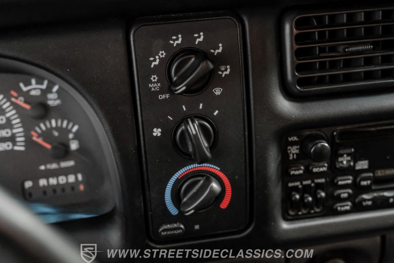 2002 Dodge Ram 2500 Quad Cab Laramie SLT