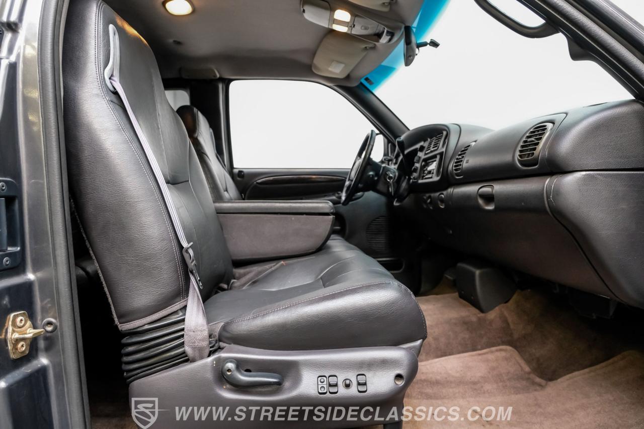 2002 Dodge Ram 2500 Quad Cab Laramie SLT