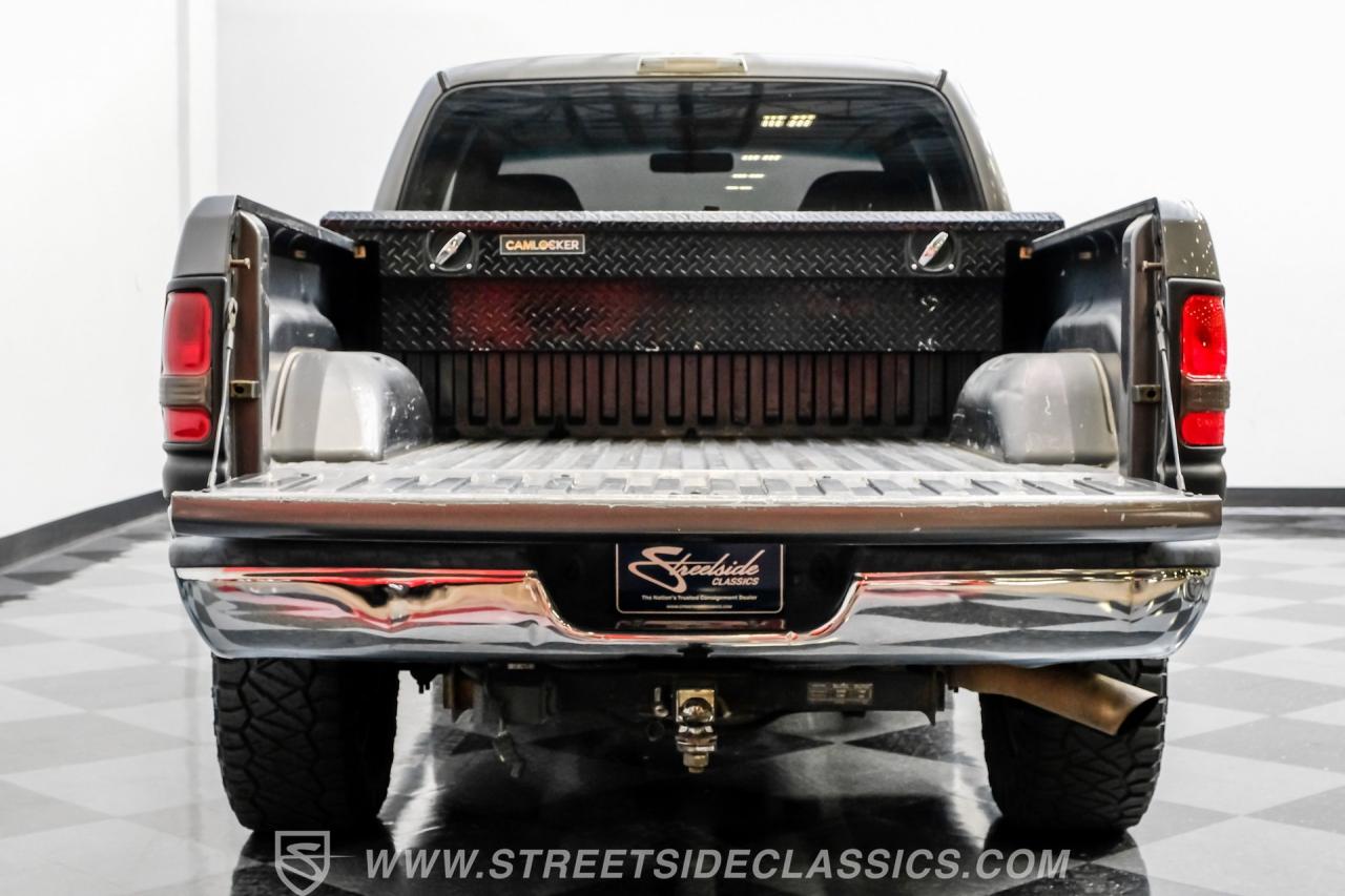 2002 Dodge Ram 2500 Quad Cab Laramie SLT