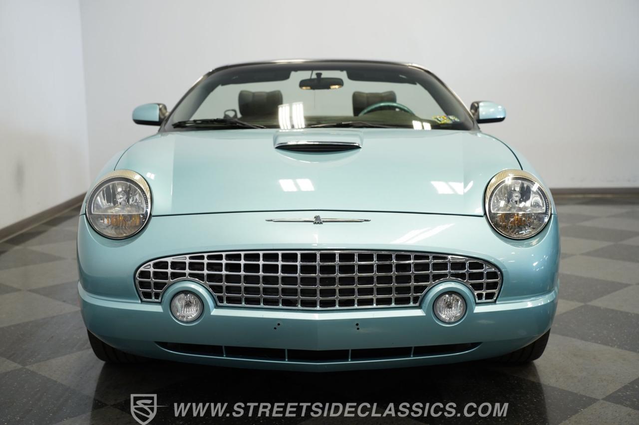 2002 Ford Thunderbird