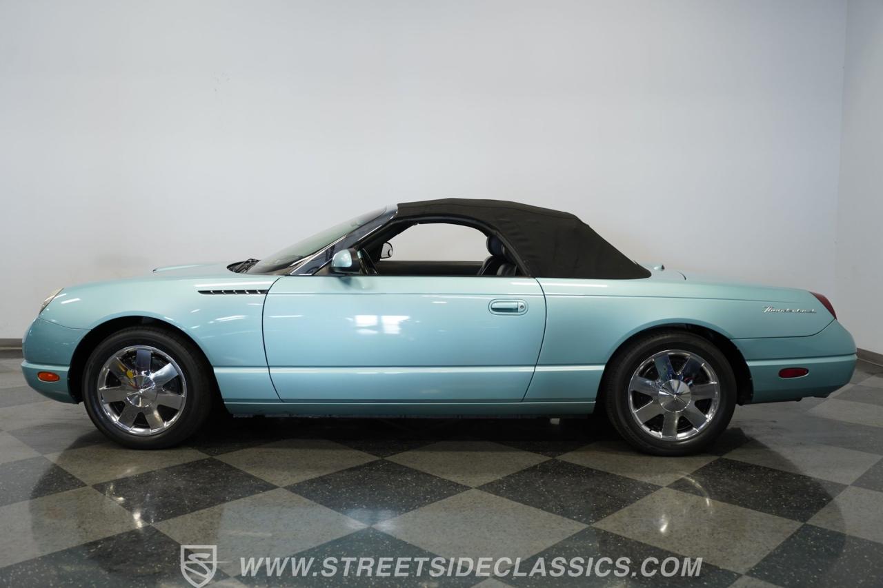 2002 Ford Thunderbird
