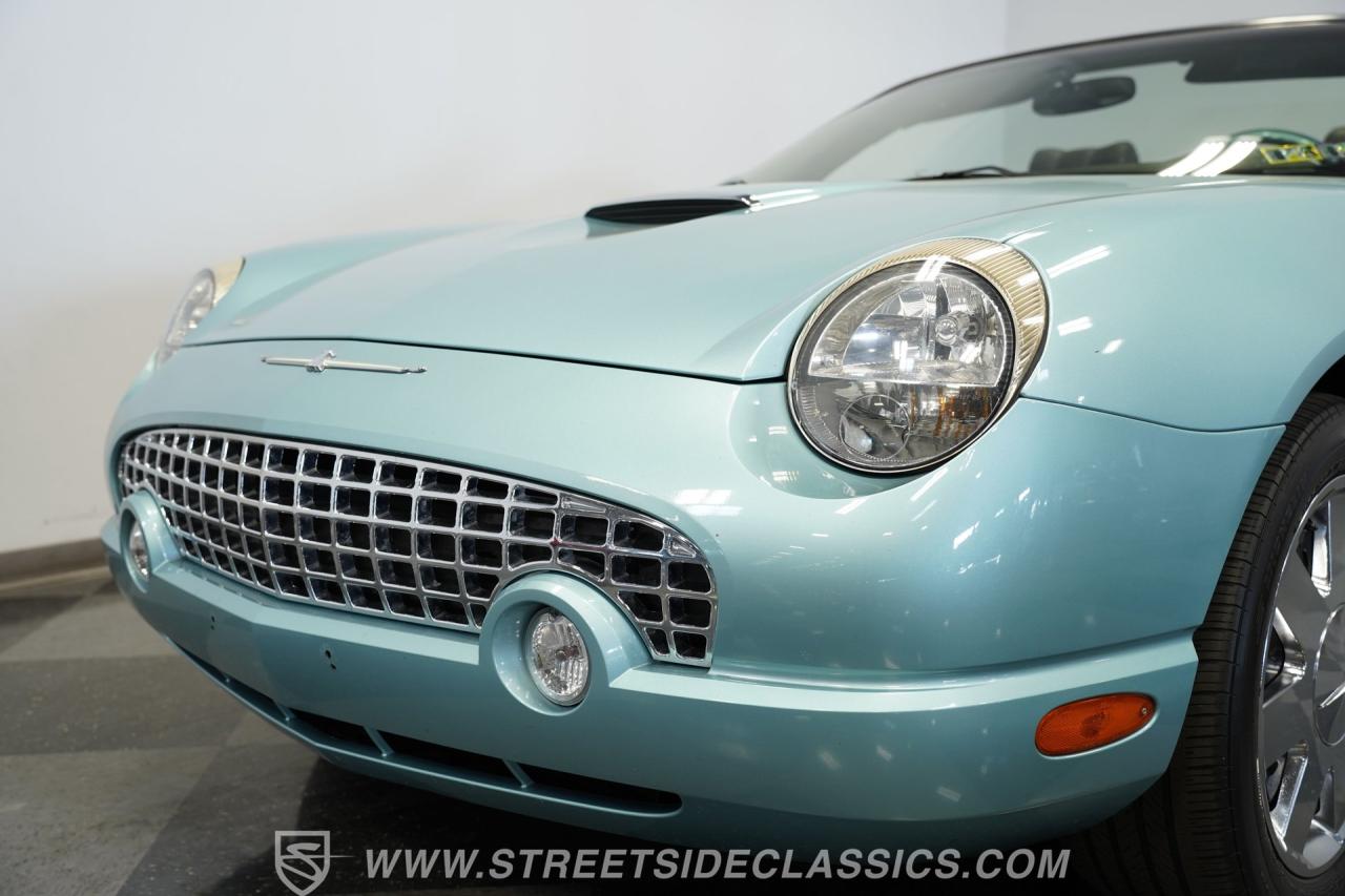 2002 Ford Thunderbird