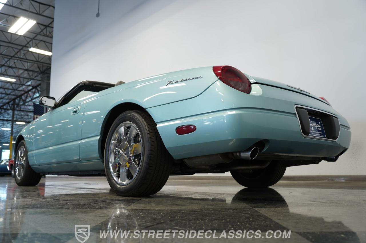 2002 Ford Thunderbird