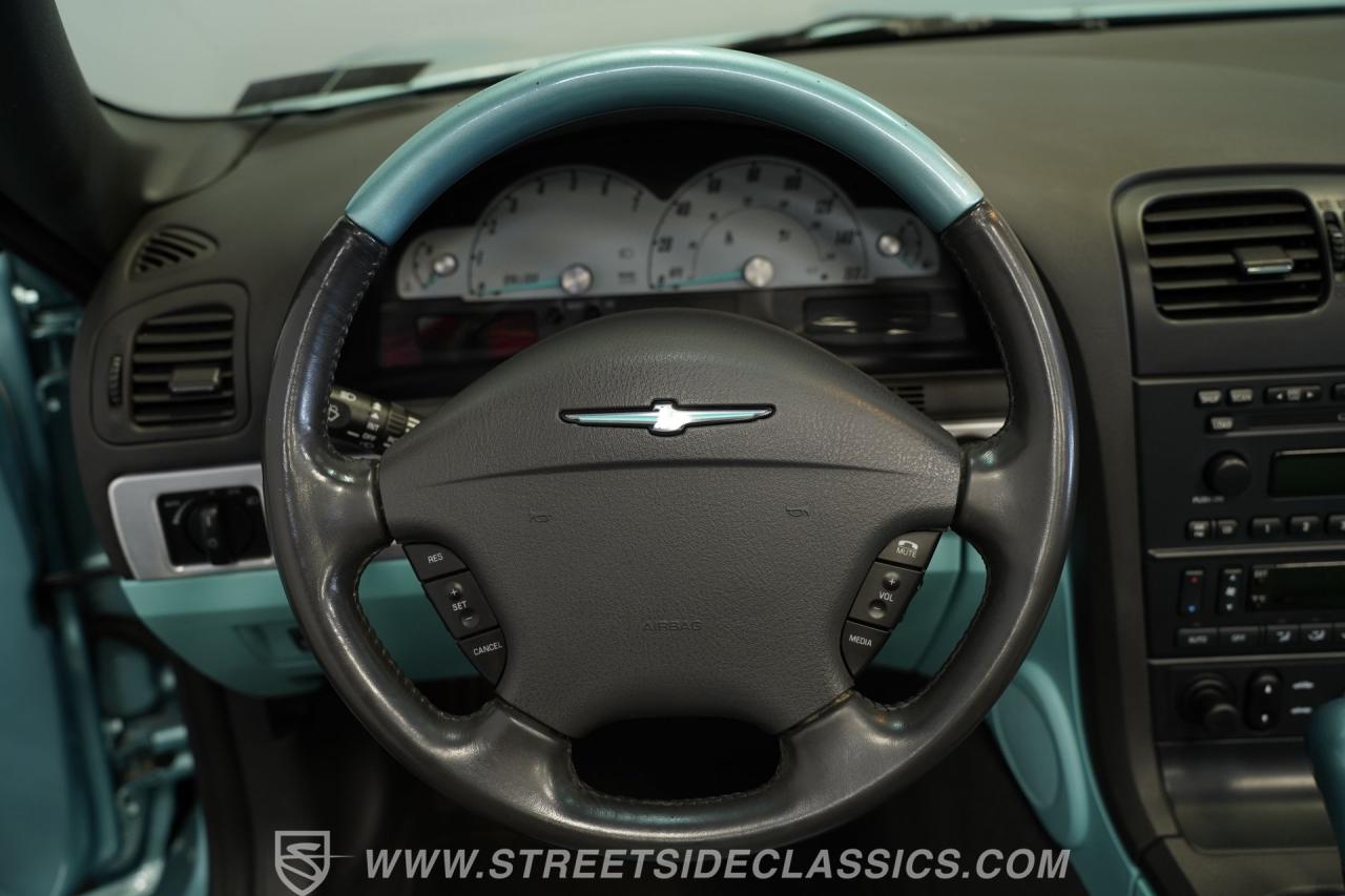 2002 Ford Thunderbird