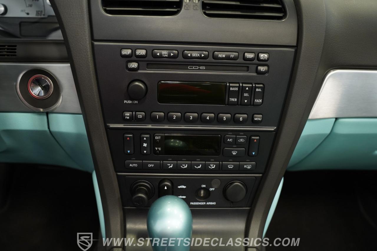 2002 Ford Thunderbird