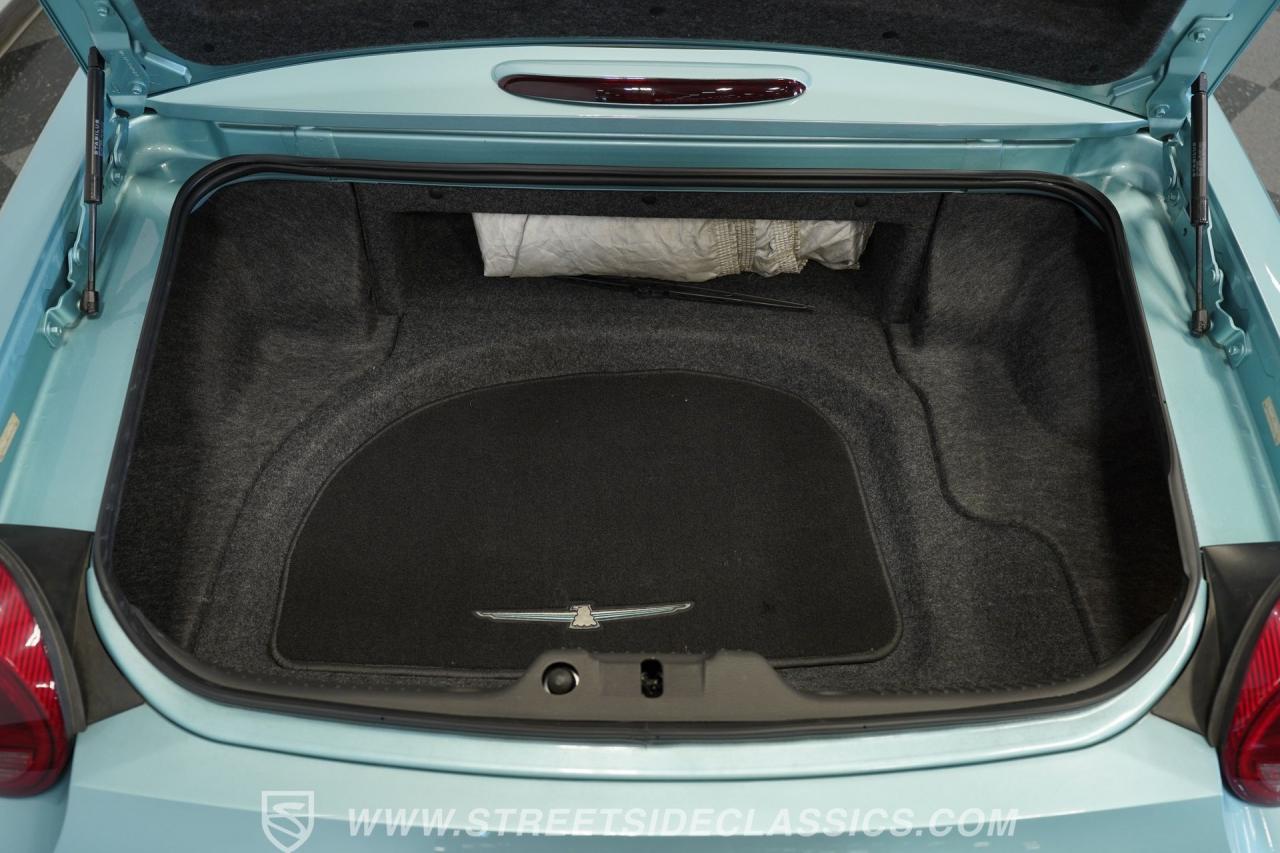 2002 Ford Thunderbird