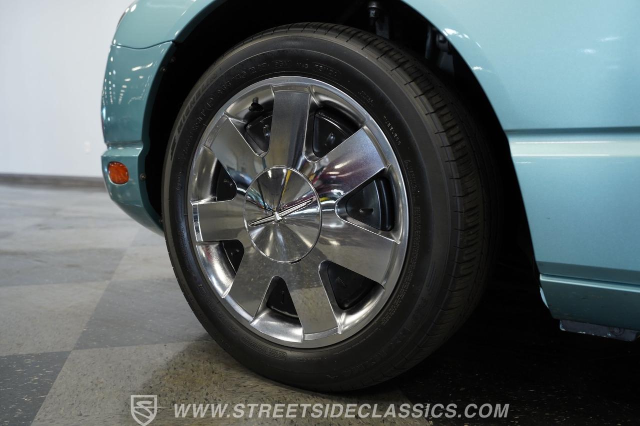 2002 Ford Thunderbird