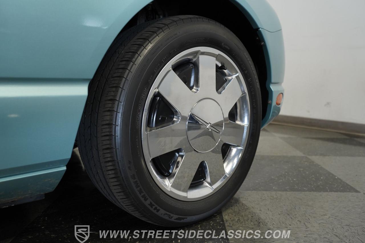 2002 Ford Thunderbird