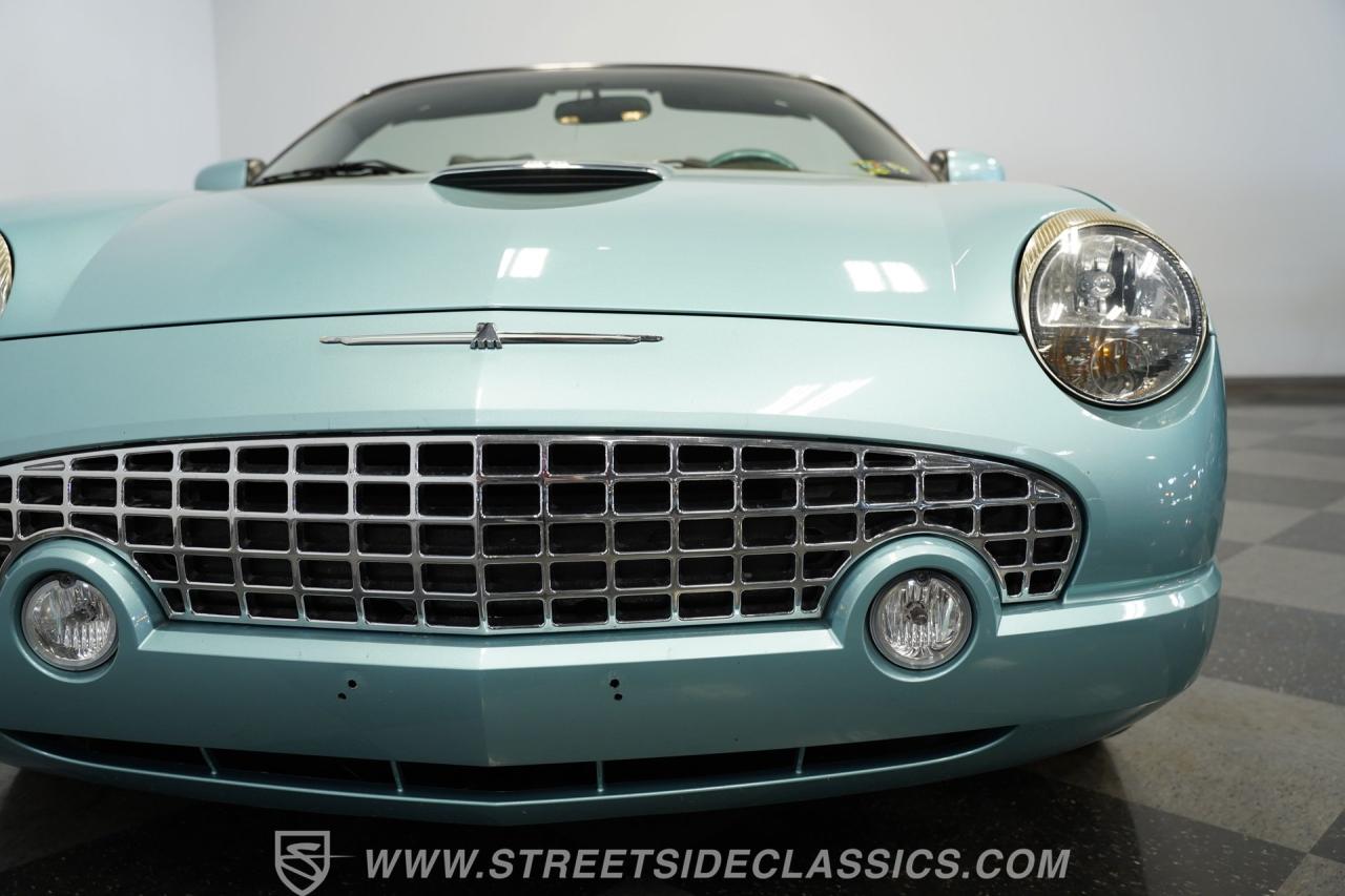 2002 Ford Thunderbird