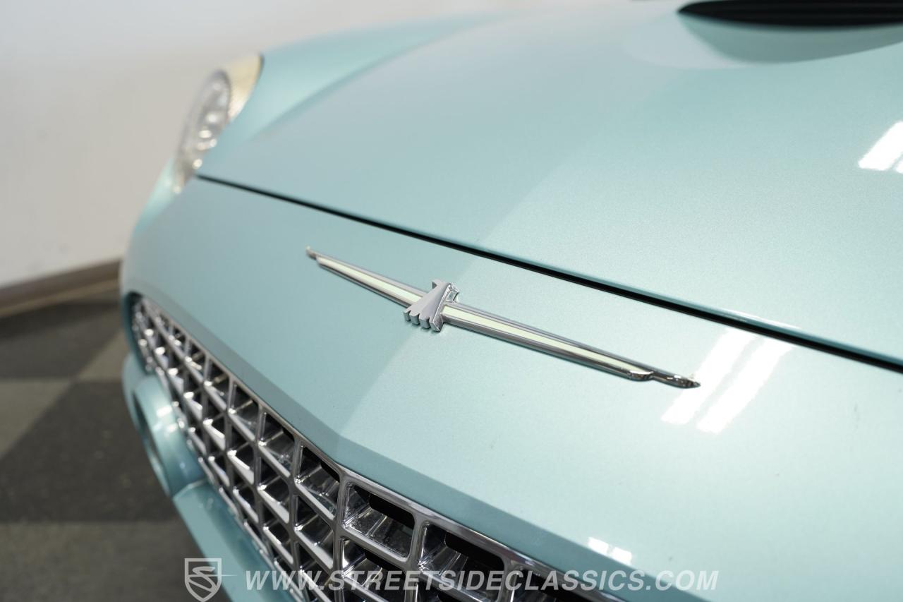 2002 Ford Thunderbird