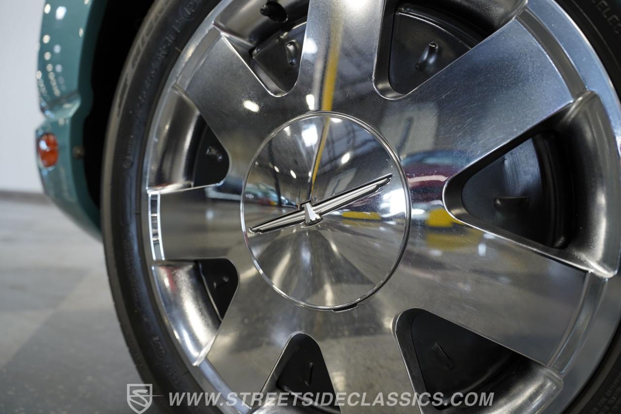 2002 Ford Thunderbird