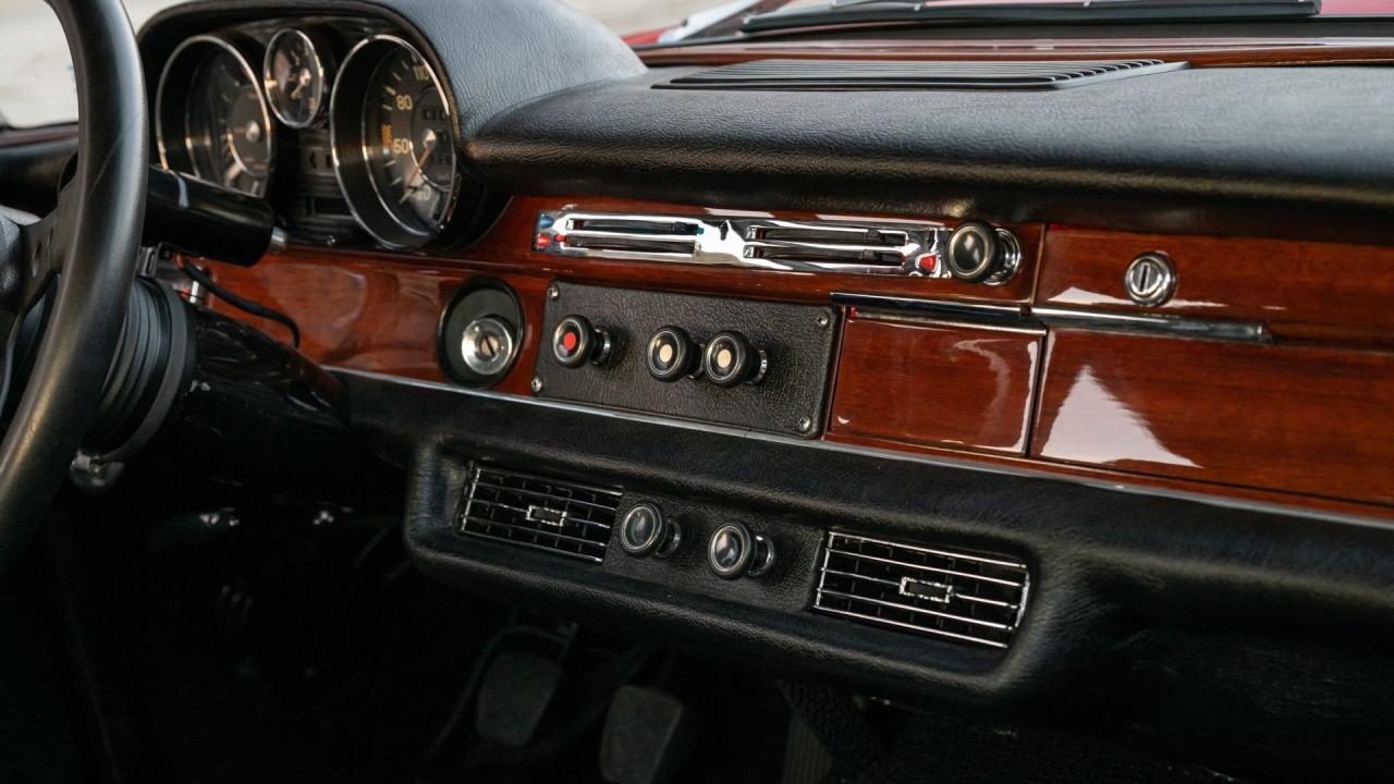 1969 Mercedes - Benz 300 SEL 6.3 AMG &ldquo;Rote Sau&rdquo; Recreation