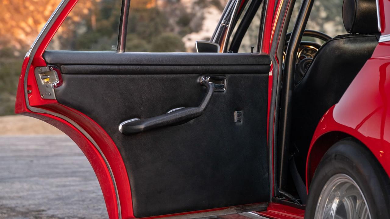 1969 Mercedes - Benz 300 SEL 6.3 AMG &ldquo;Rote Sau&rdquo; Recreation