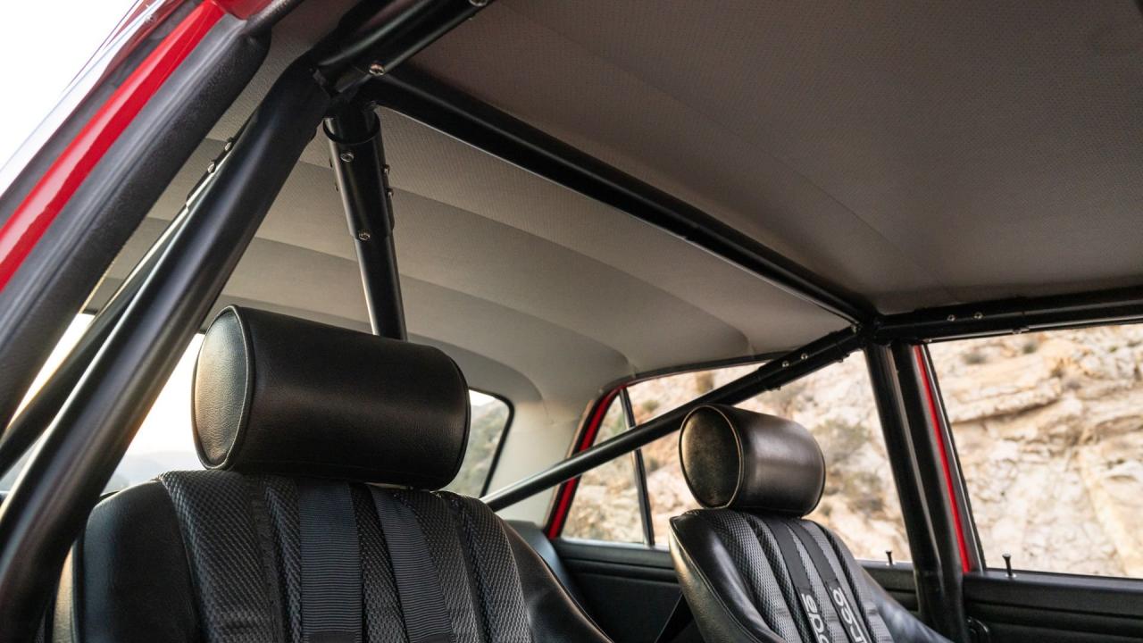 1969 Mercedes - Benz 300 SEL 6.3 AMG &ldquo;Rote Sau&rdquo; Recreation