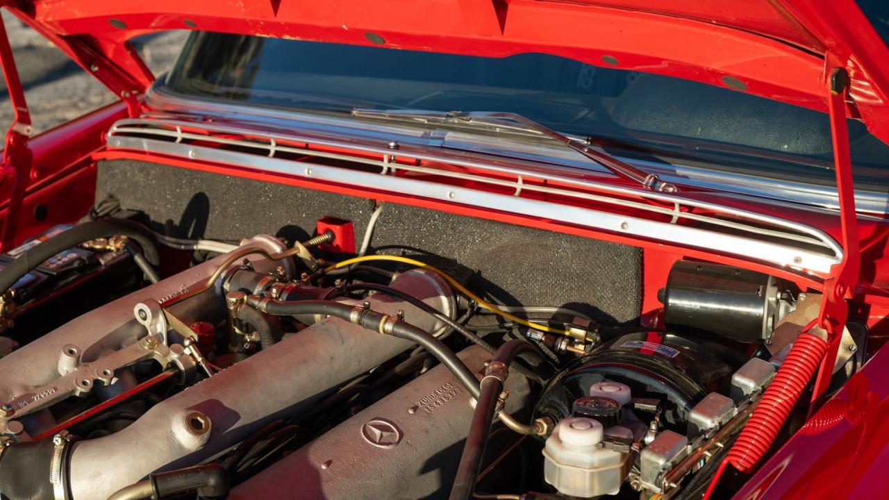 1969 Mercedes - Benz 300 SEL 6.3 AMG &ldquo;Rote Sau&rdquo; Recreation