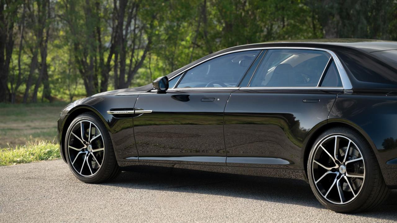2017 Aston Martin Lagonda Taraf