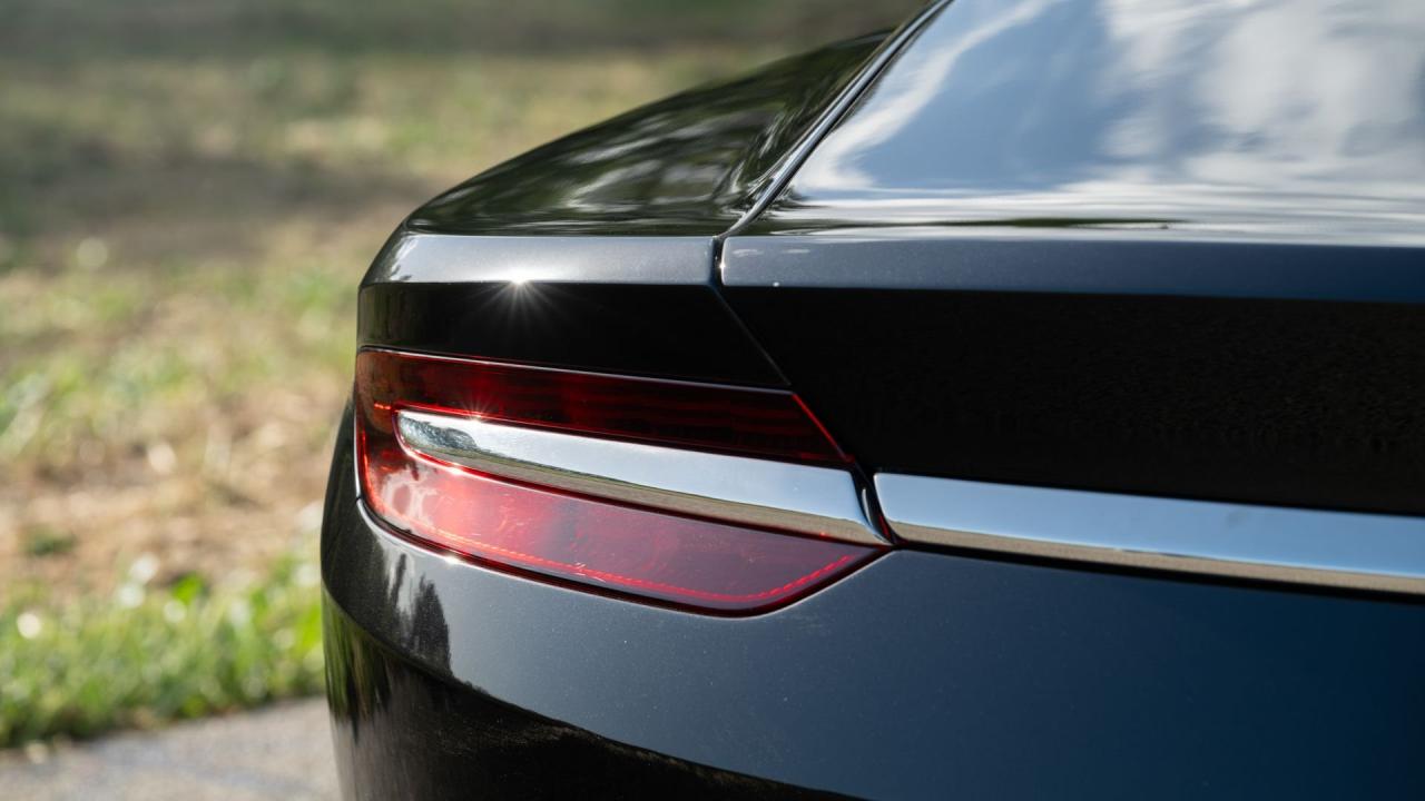 2017 Aston Martin Lagonda Taraf