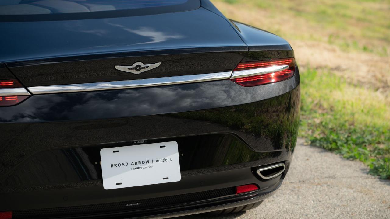 2017 Aston Martin Lagonda Taraf
