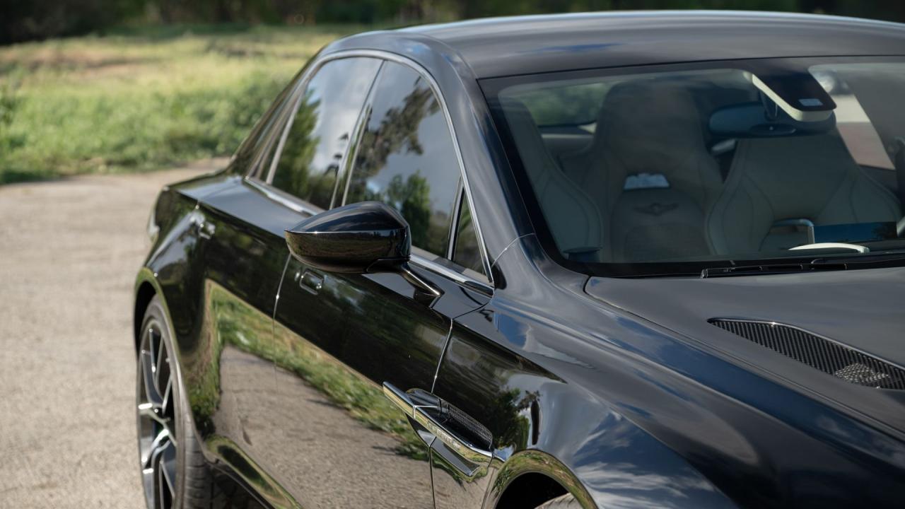 2017 Aston Martin Lagonda Taraf