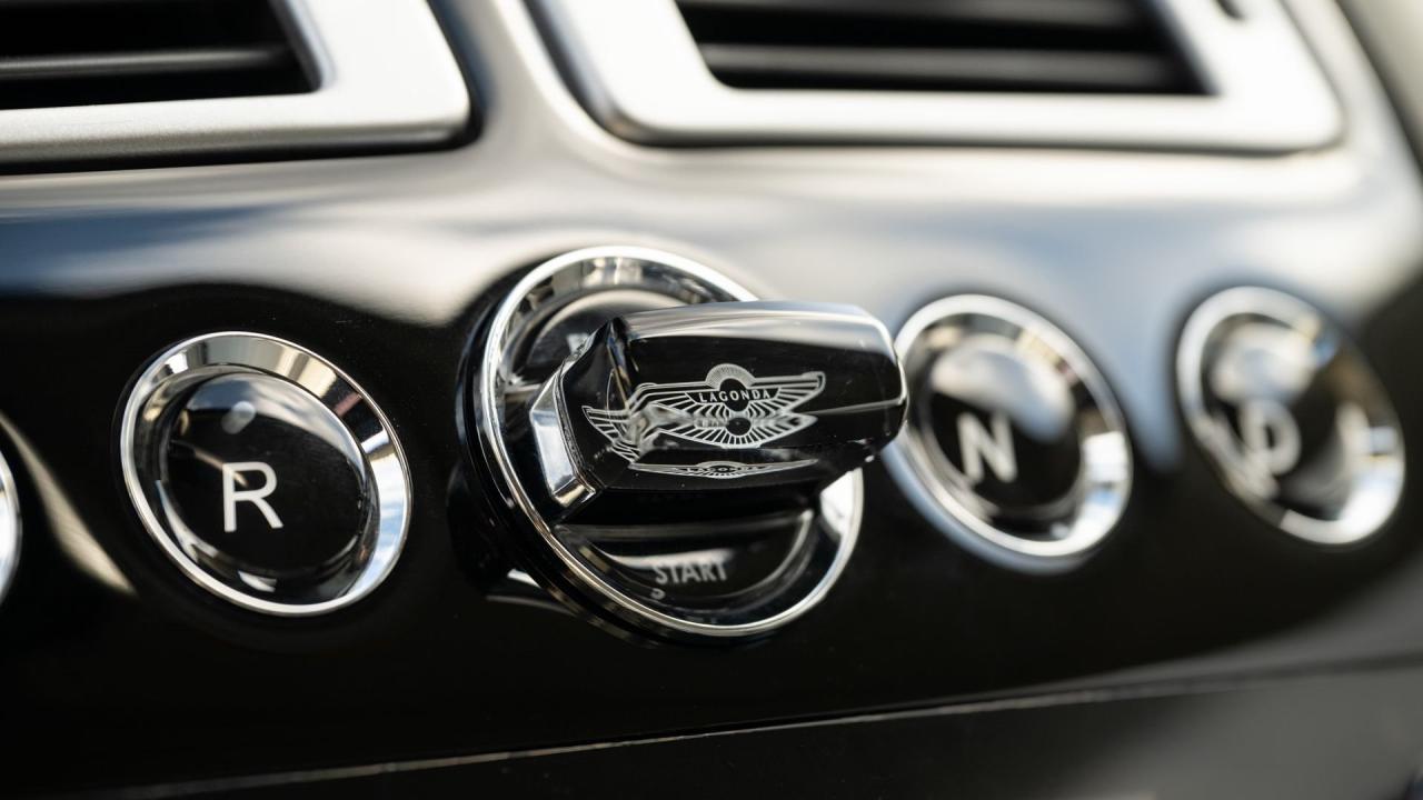 2017 Aston Martin Lagonda Taraf