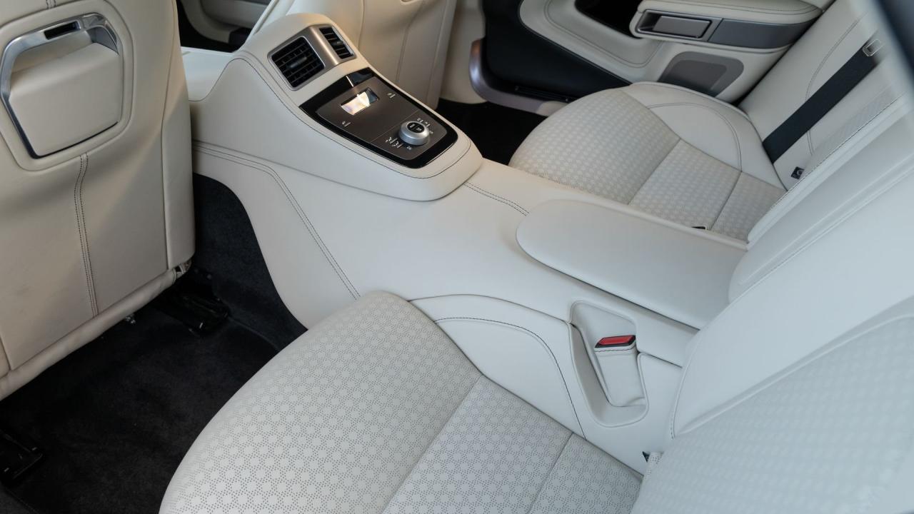 2017 Aston Martin Lagonda Taraf