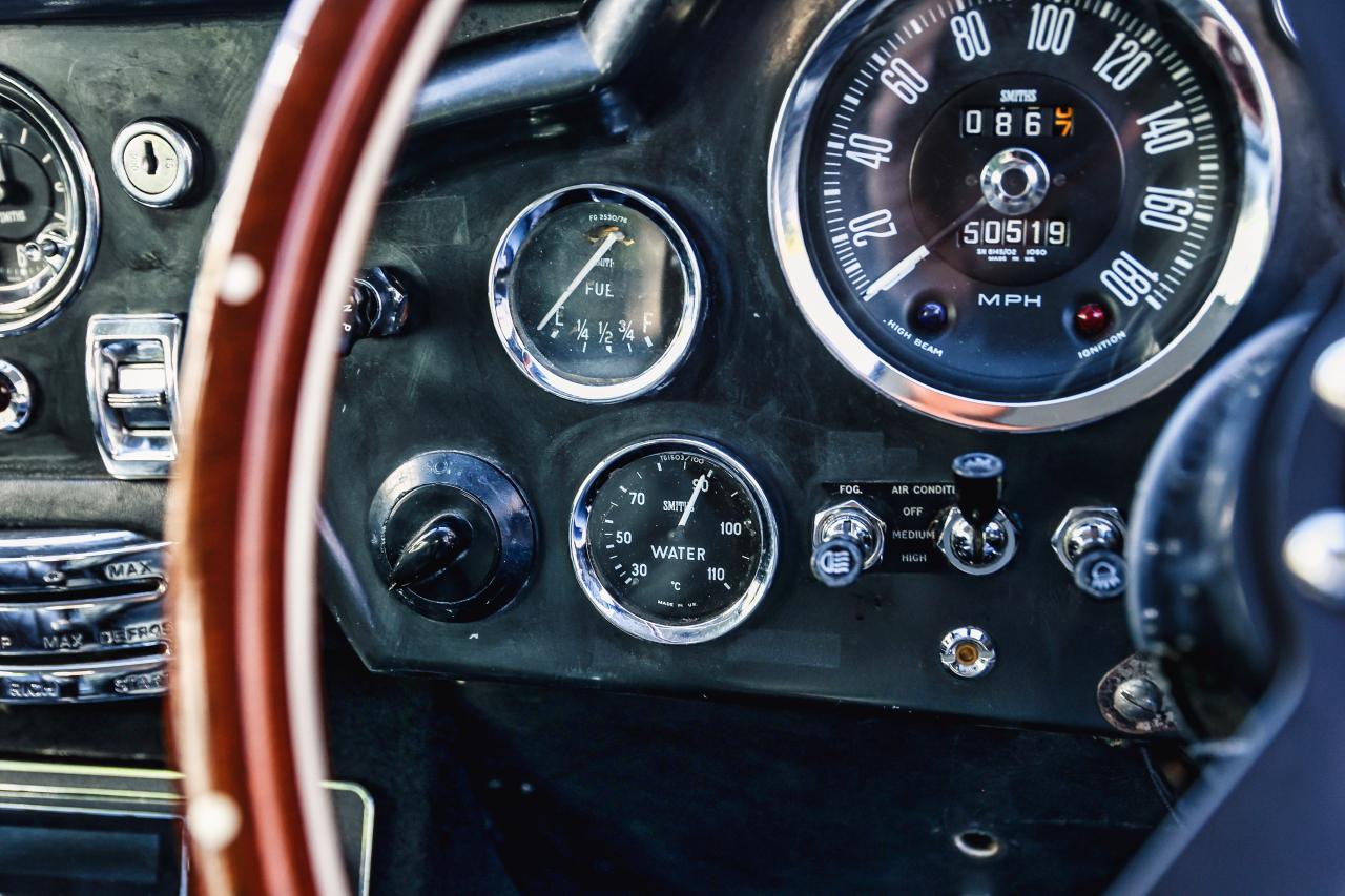 1966 Aston Martin DB6