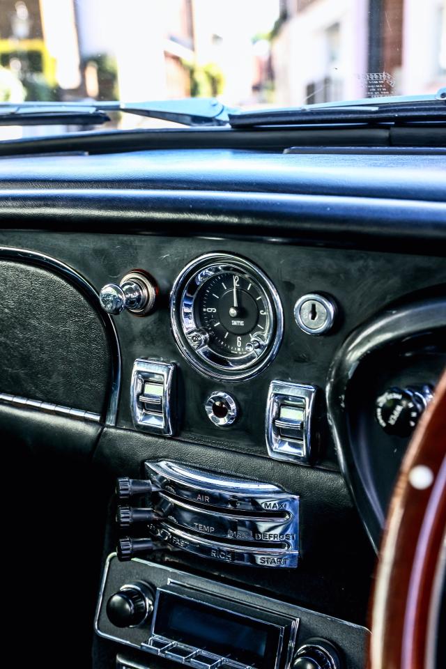 1966 Aston Martin DB6