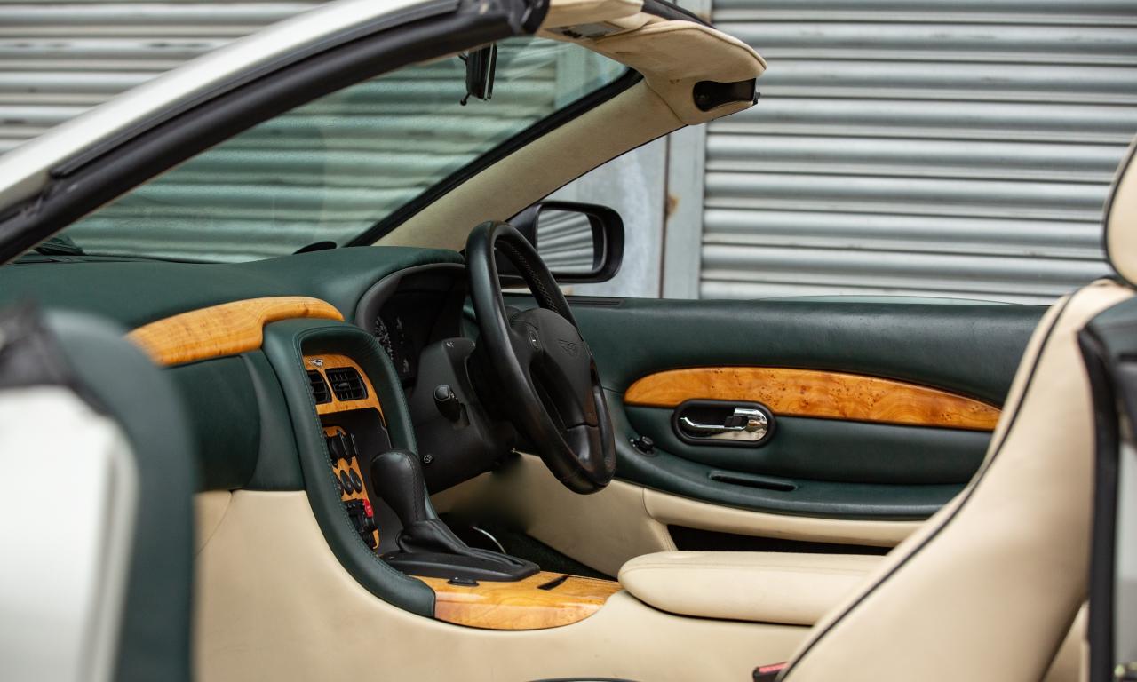 2002 Aston Martin DB7 Vantage Volante