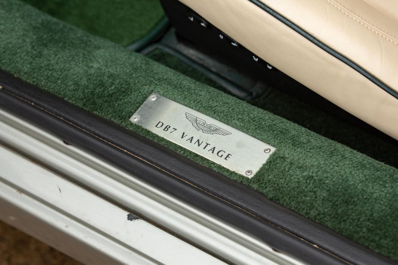 2002 Aston Martin DB7 Vantage Volante