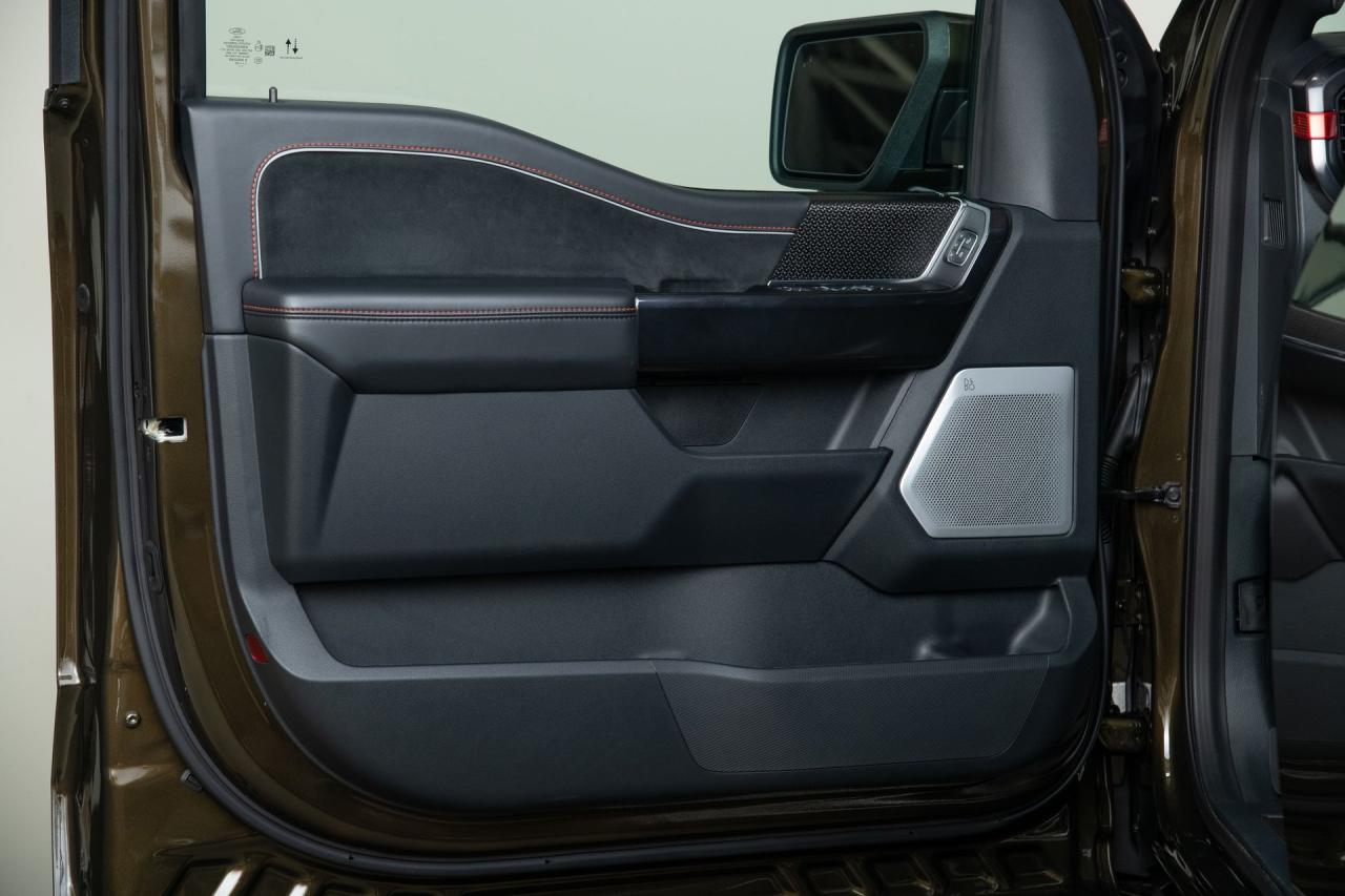 2025 Ford F-150 Raptor R