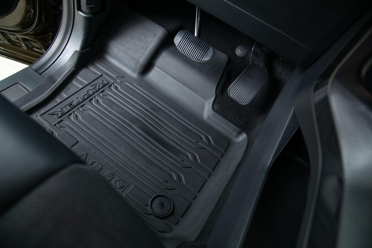 2025 Ford F-150 Raptor R