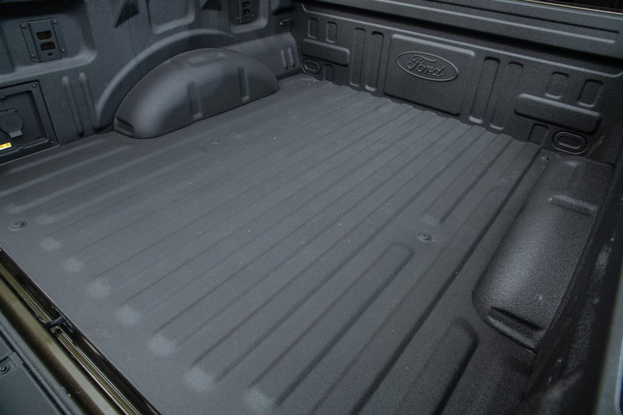 2025 Ford F-150 Raptor R