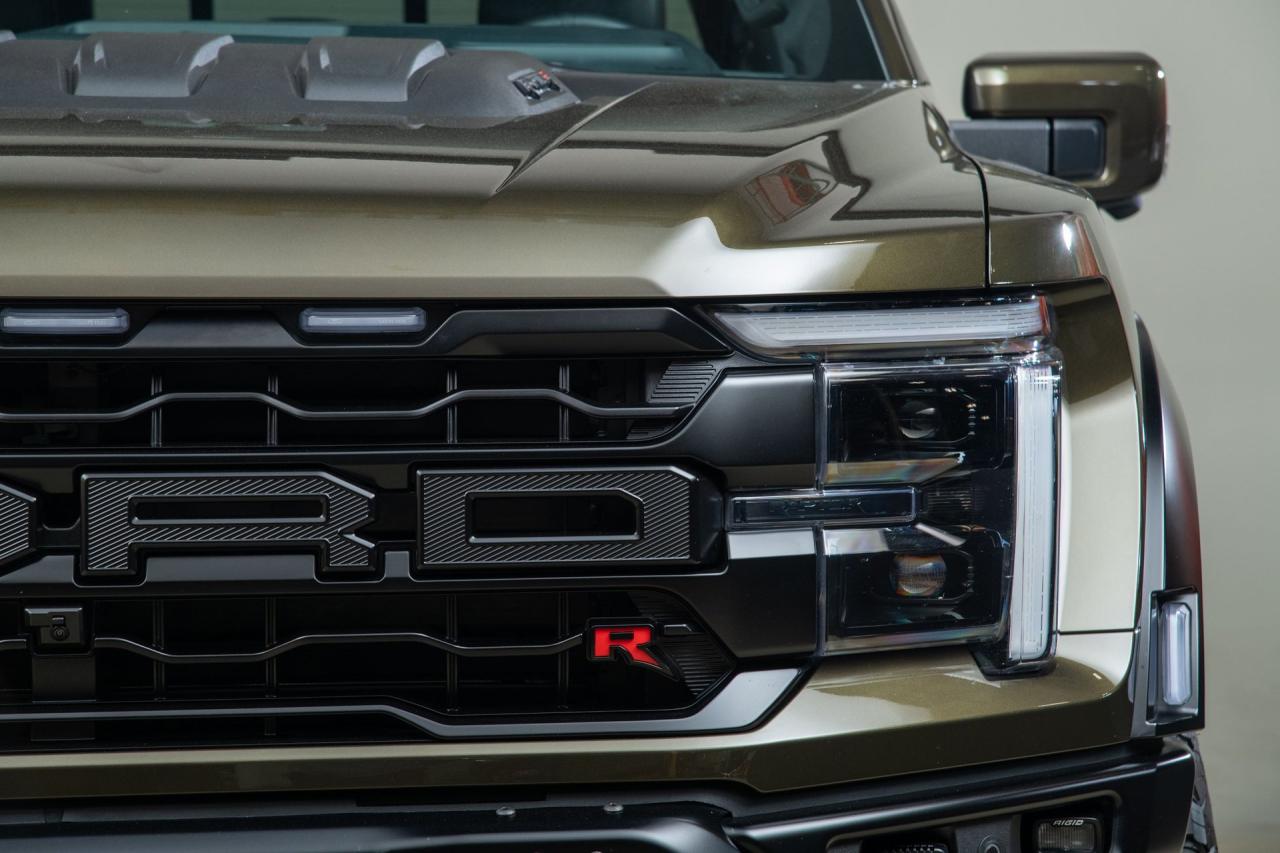 2025 Ford F-150 Raptor R