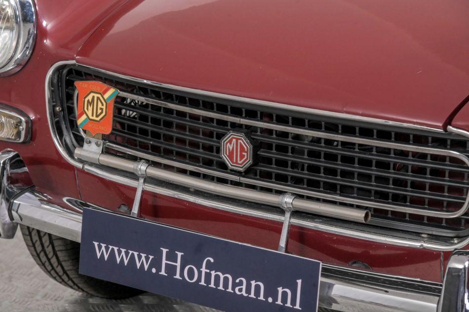 1974 MG Midget MKIII 1275 round wheel arch