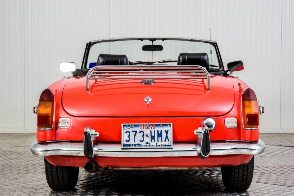 1974 MG B