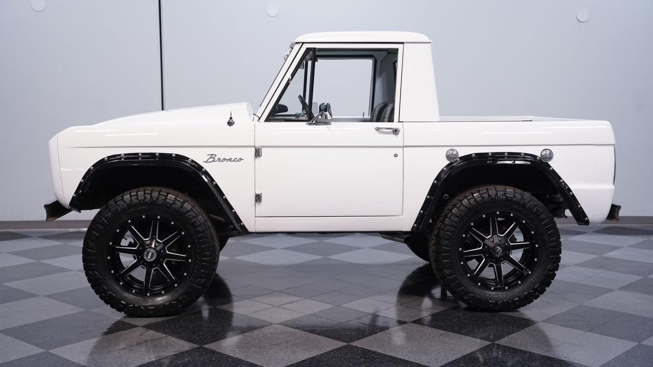 1969 Ford Bronco Half-Cab 4x4