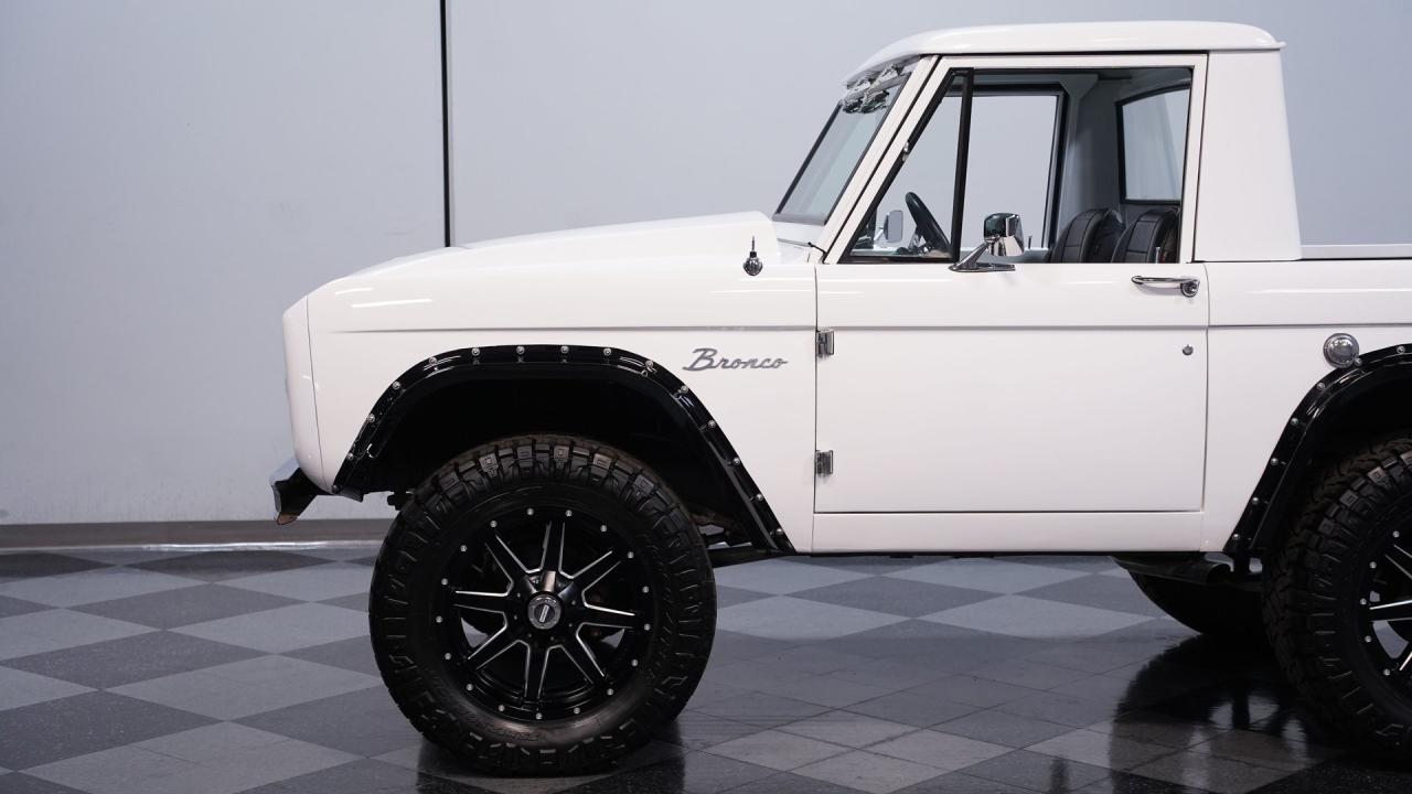 1969 Ford Bronco Half-Cab 4x4