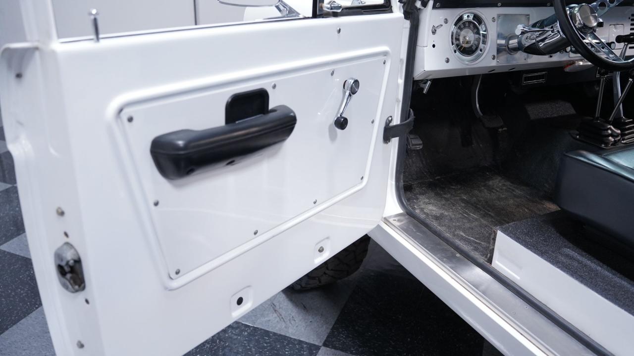 1969 Ford Bronco Half-Cab 4x4