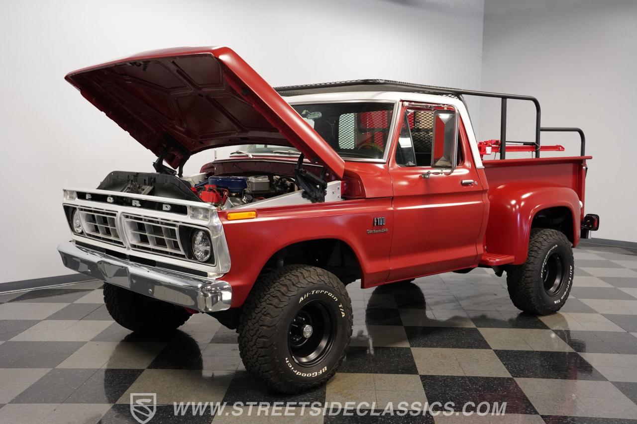1976 Ford F-100 Custom Cab 4X4