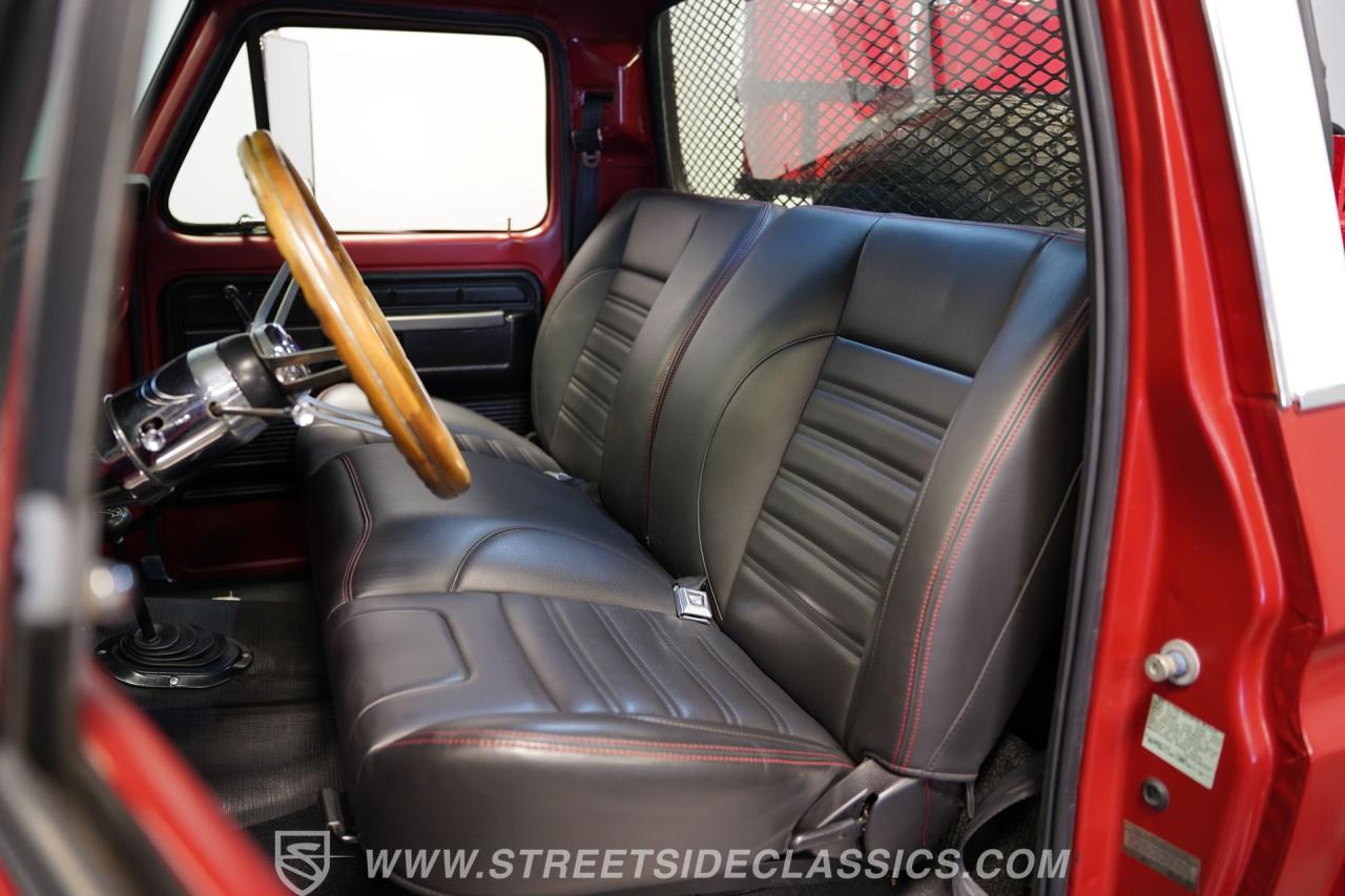 1976 Ford F-100 Custom Cab 4X4