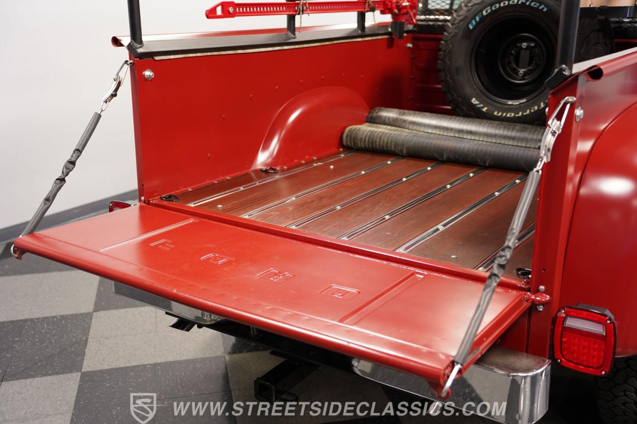 1976 Ford F-100 Custom Cab 4X4