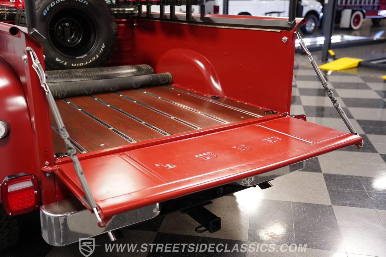 1976 Ford F-100 Custom Cab 4X4