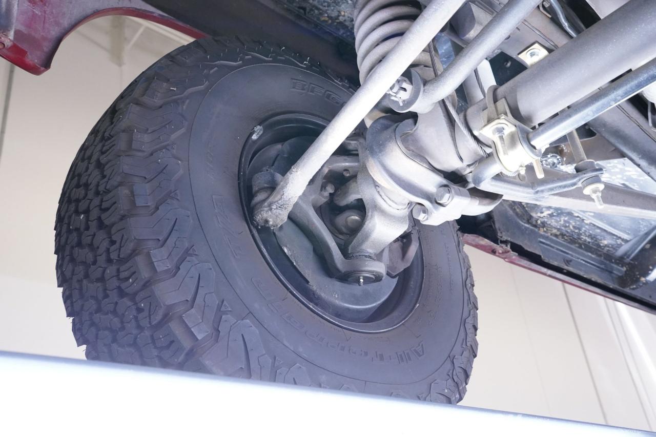 1976 Ford F-100 Custom Cab 4X4