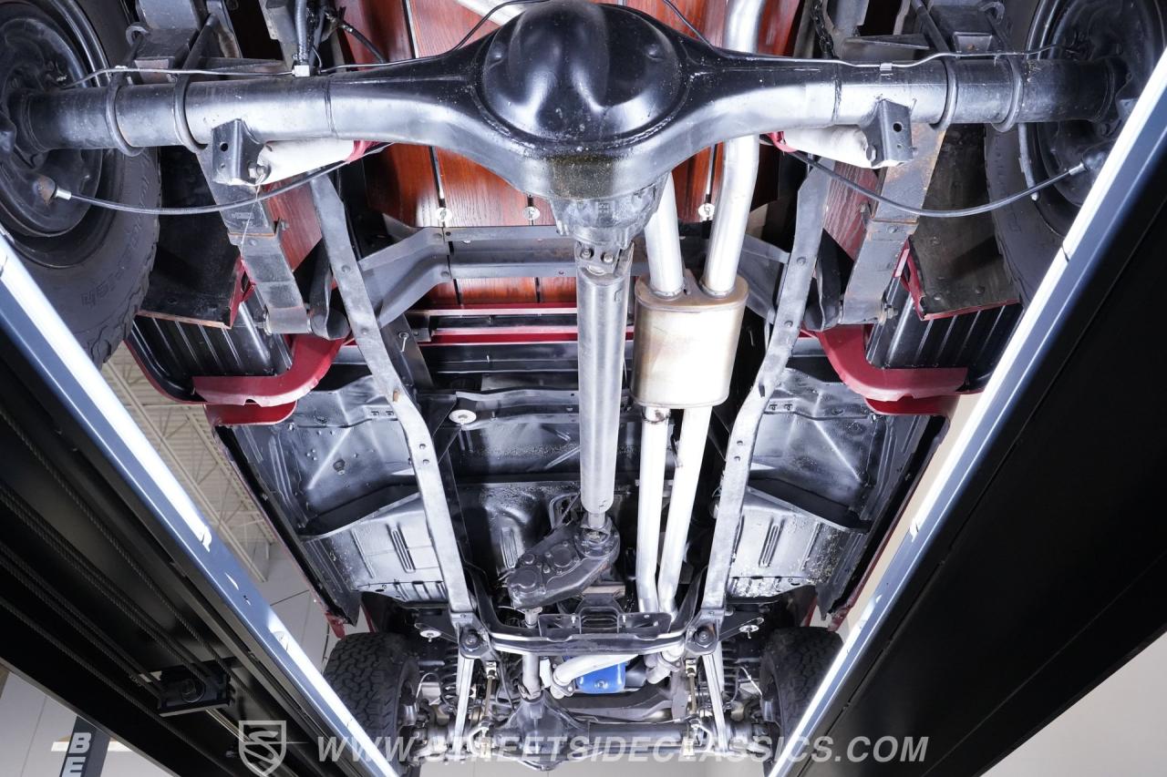 1976 Ford F-100 Custom Cab 4X4