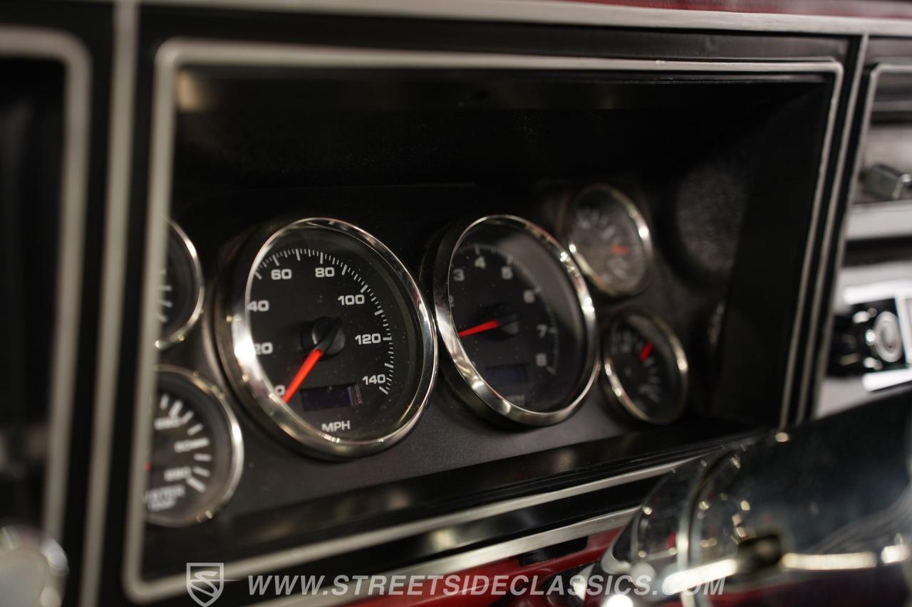 1976 Ford F-100 Custom Cab 4X4