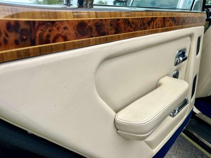 1990 Rolls - Royce SILVER SPIRIT II