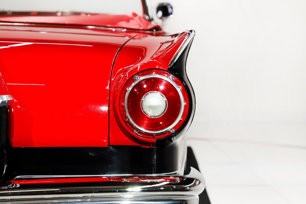 1957 Ford Fairlane 500