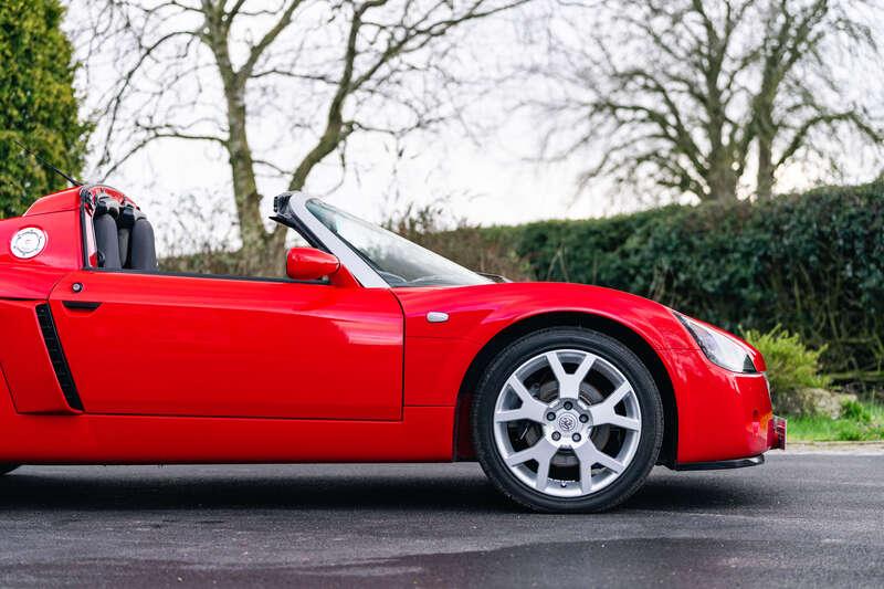 2005 Vauxhall VX220 TURBO