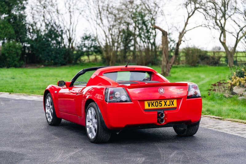 2005 Vauxhall VX220 TURBO
